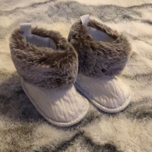 Babygirl fur booties